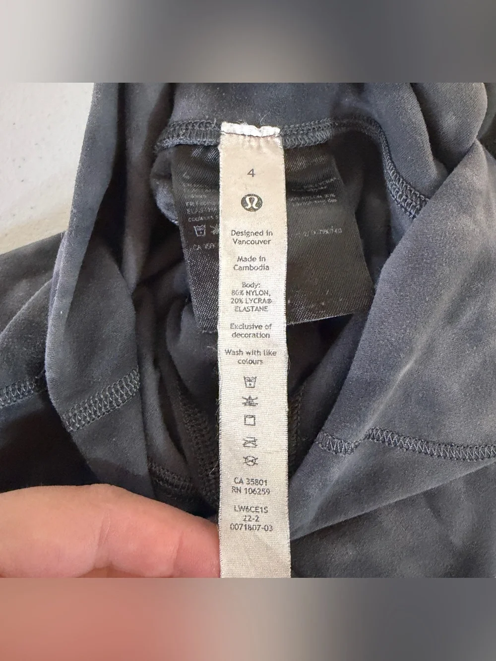 Lululemon Align Leggings High Rise, Cropped 24” Inseam Black Tie-Dye, Size 4